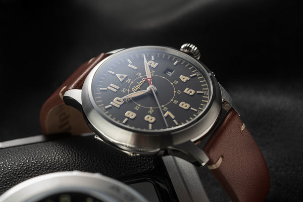 Startimer Pilot Heritage Automatic:  the Aviation Icon is Back