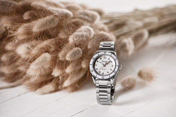 THE NEW ALPINER COMTESSE SPORT QUARTZ BACK TO THE ROOTS OF