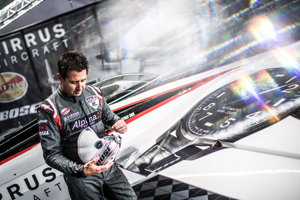 ALPINA WATCHES IS THE NEW OFFICIAL MICHAEL GOULIAN TEAM PARTNER AT THE RED BULL AIR RACE WORLD CHAMPIONSHIP